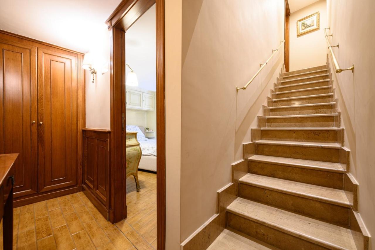 Toto E Peppino Family House Apartment Naples Luaran gambar