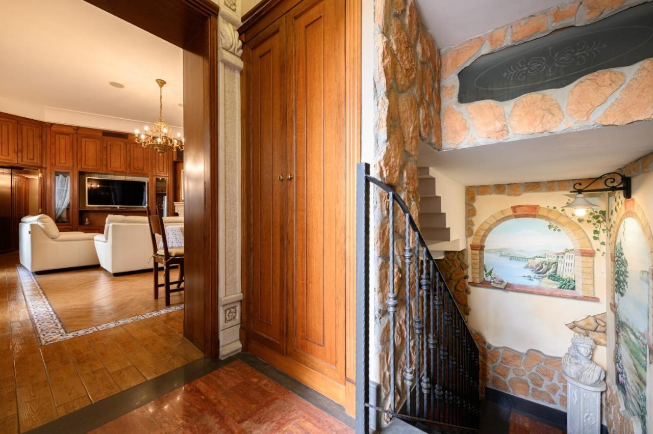 Toto E Peppino Family House Apartment Naples Luaran gambar